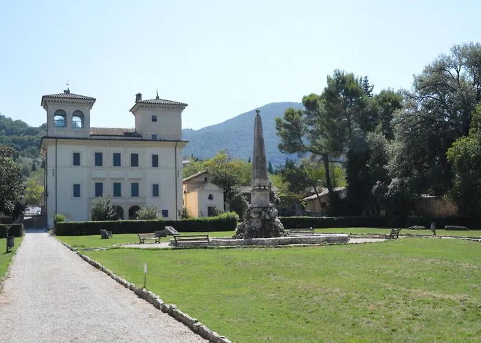 Villa RedentaBed and Breakfast